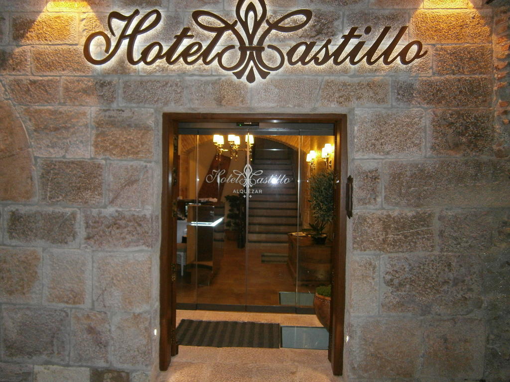 Hotel Castillo De Alquézar Buitenkant foto