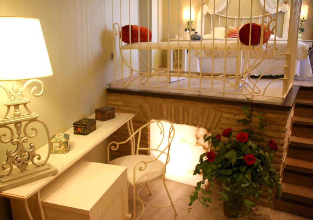 Hotel Castillo De Alquézar Kamer foto