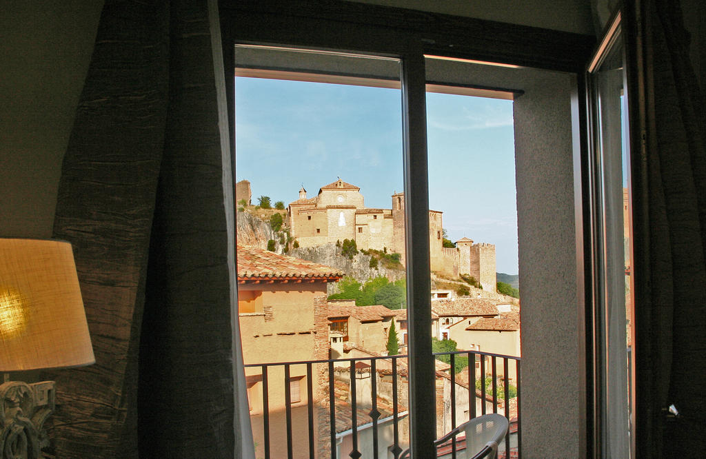 Hotel Castillo De Alquézar Buitenkant foto