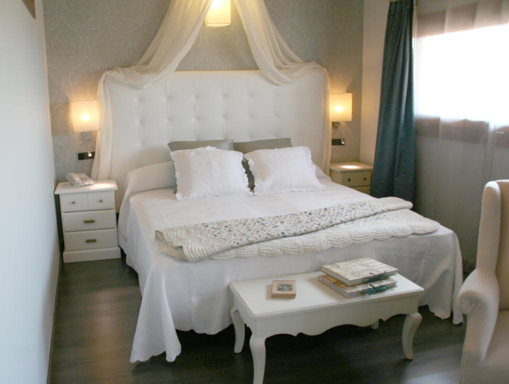 Hotel Castillo De Alquézar Buitenkant foto