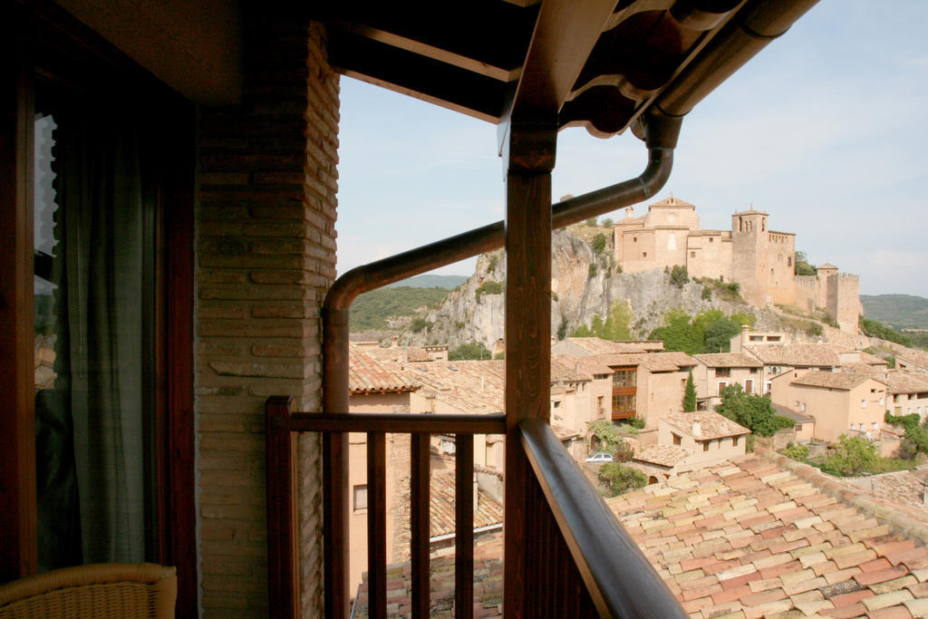 Hotel Castillo De Alquézar Kamer foto