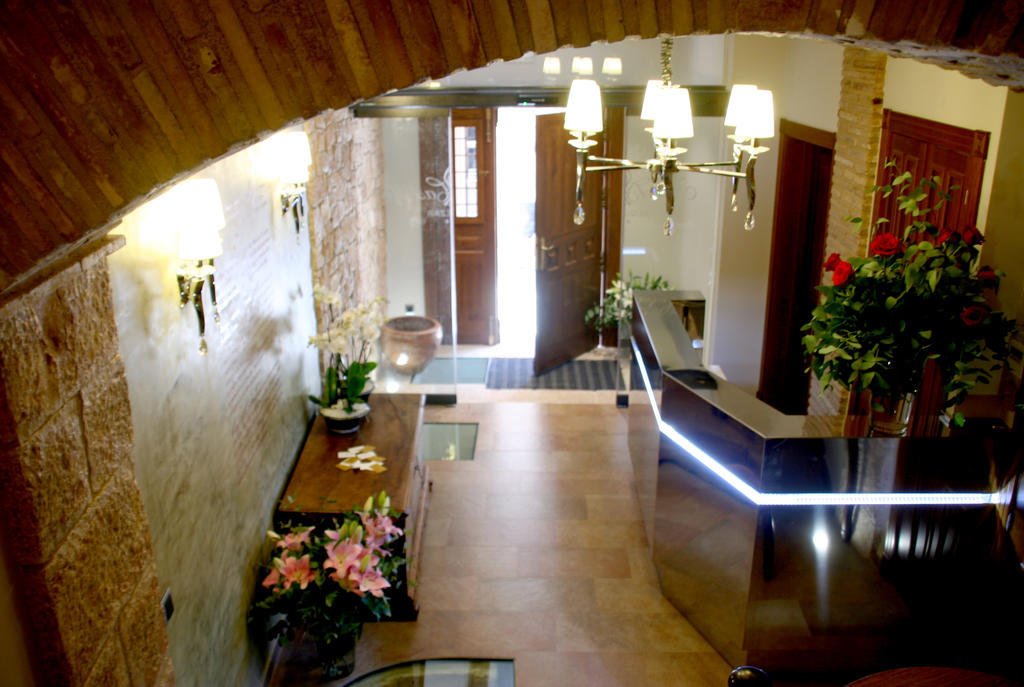 Hotel Castillo De Alquézar Buitenkant foto